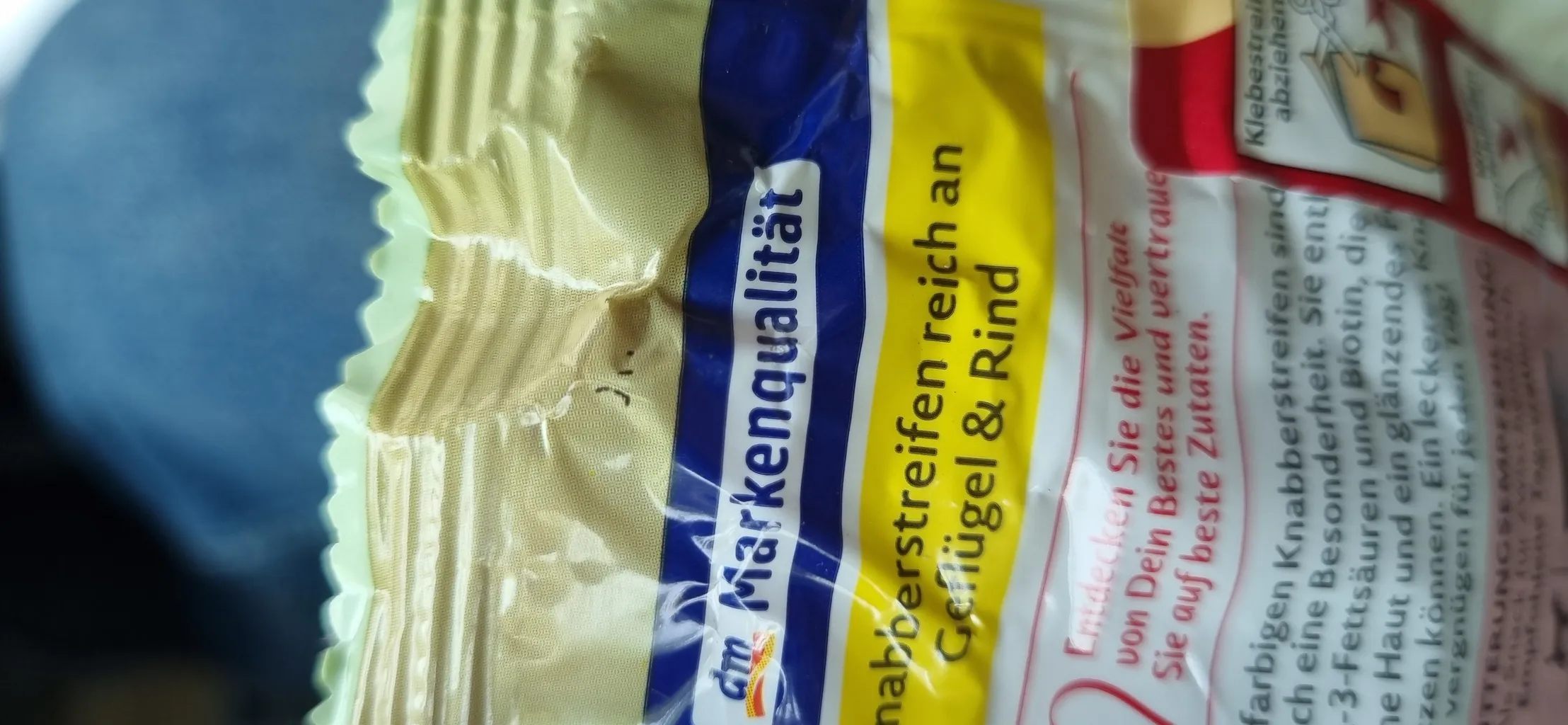 تشویقی سگ دین بستس مدل Beef and Chicken وزن 200 گرم