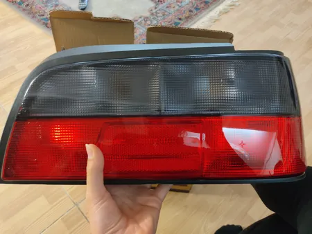 چراغ عقب مدل km23 مناسب برای پژو پارس ELX بسته 2عددی