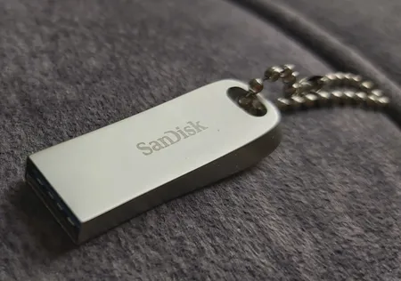 فلش مموری سن دیسک مدل Ultra Luxe ظرفیت 64 گیگابایت