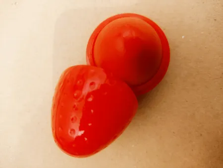 بالم لب واسینا مدل توت فرنگی کد 099