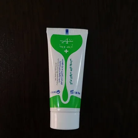 کرم ضد جوش آرت وینا مدل 001 حجم 35 میلی لیتر