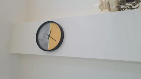 ساعت دیواری سال بردز مدل CWM-131