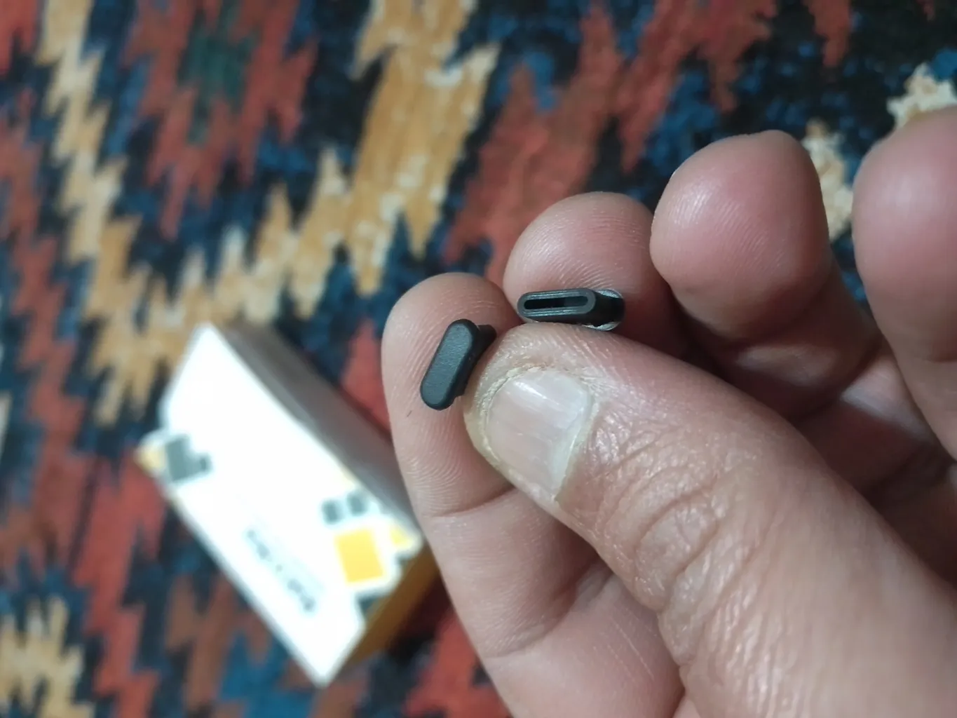 محافظ پورت لپ تاپ رینیکا مدل Ant01 مجموعه 12 عددی