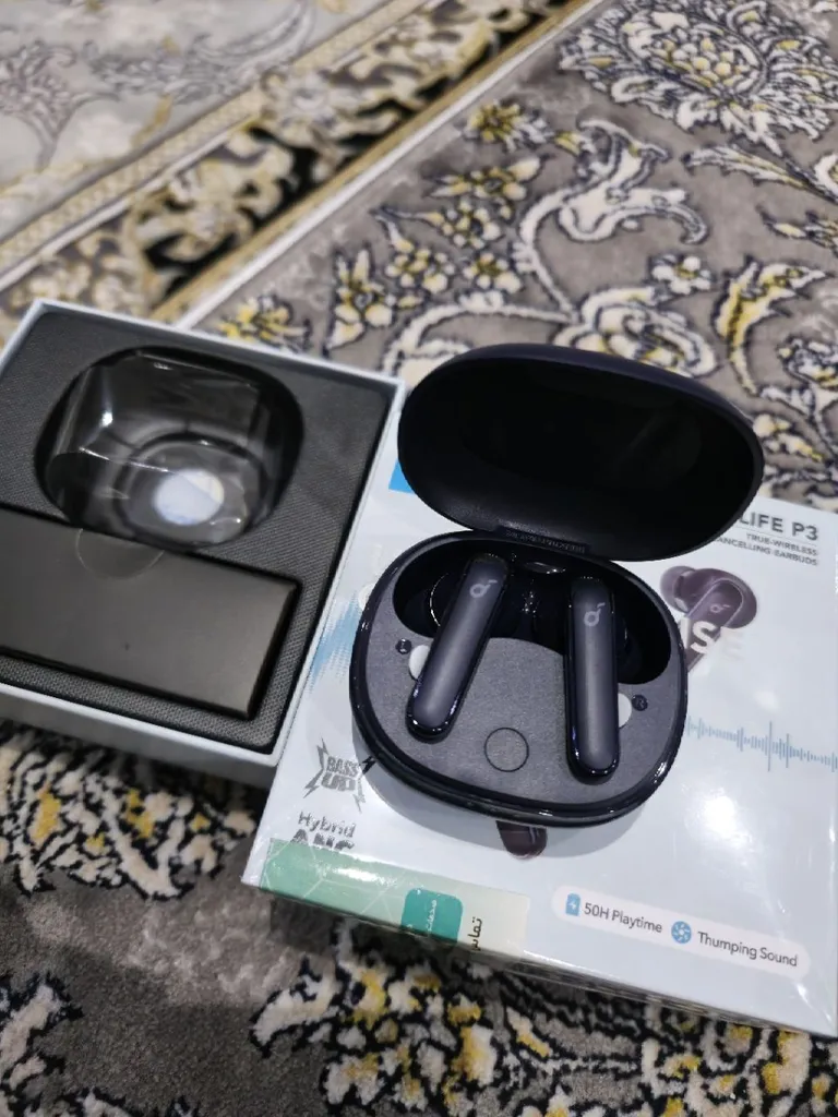 هدفون بلوتوثی انکر مدل Soundcore Life P3