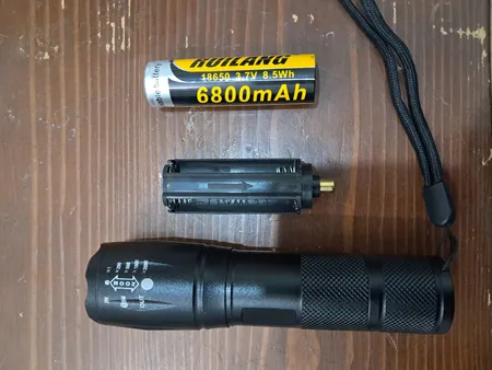 چراغ قوه دستی مدل XML-T6