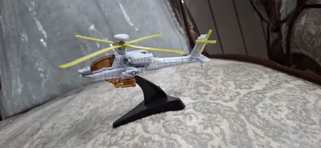 ساختنی طرح هلی کوپتر جنگنده مدل آپاچی AH-64 کد 3651