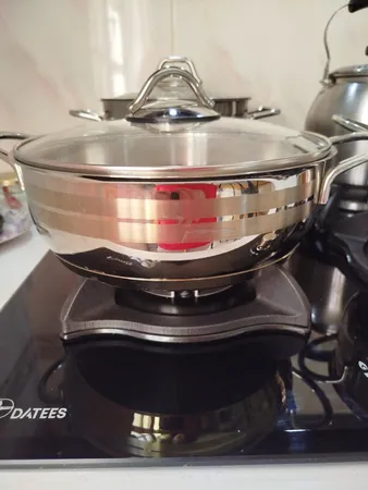 تابه دستی لوکس کد 06 سایز 24