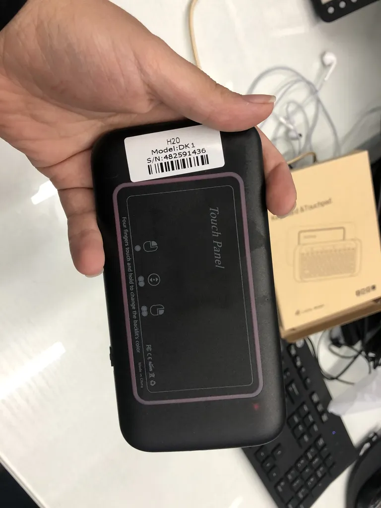 کیبورد بی‌ سیم اچ‌20 مدل DK1، سوییچ ممبران، Portable