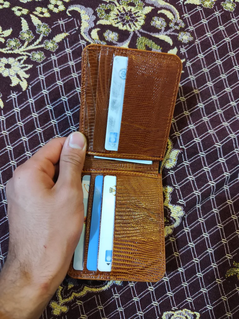 کیف پول مردانه مدل چرم طبیعی گاوی طرح دار