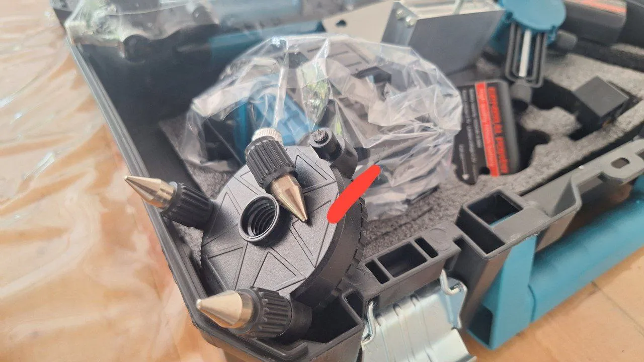 تراز لیزری مدل MAKITA-360-16