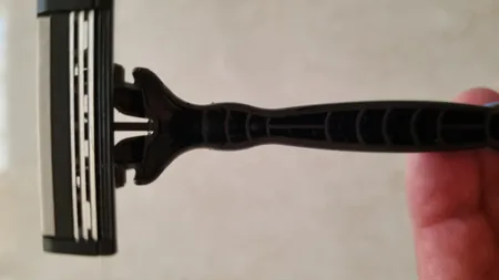 خود تراش لیزر مدل Sport بسته 5 عددی