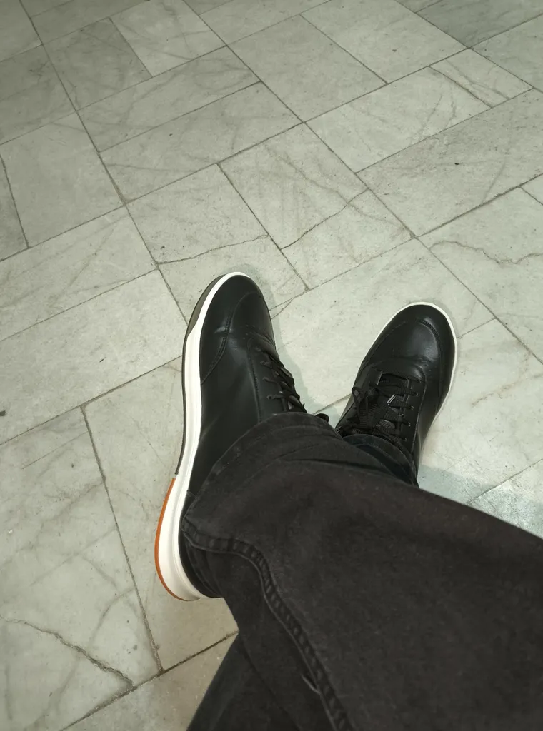 کفش پیاده‌روی سارزی مدل C.K.M.e.s