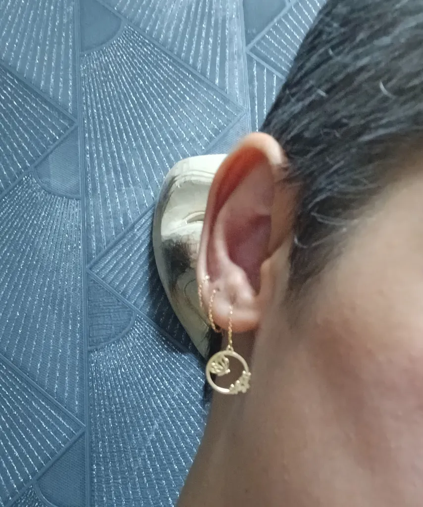 گوشواره طلا 18 عیار زنانه طلای مستجابی طرح بخیه ای مدل 670144