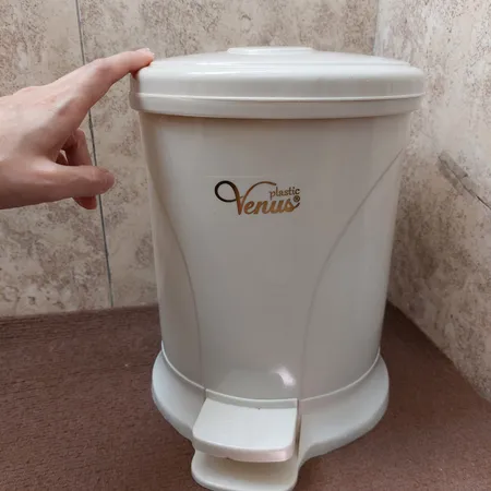 سطل زباله پدالی مدل 440