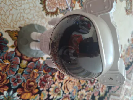 چراغ خواب مدل کهکشانی آدم فضایی ایستاده