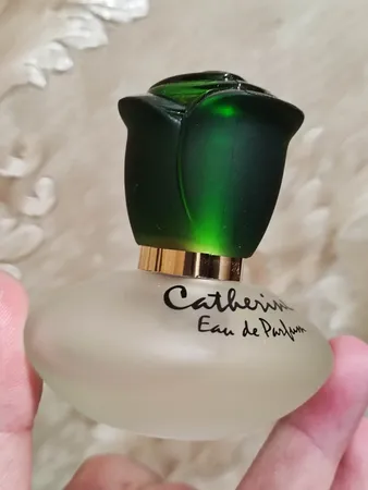 ادوپرفیوم زنانه مدل Catherine حجم 45 میلی‌لیتر