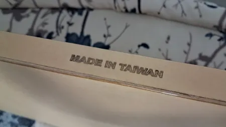 محافظ صفحه تلویزیون مدل SAM-50 مناسب برای تلویزیون 50 اینچ