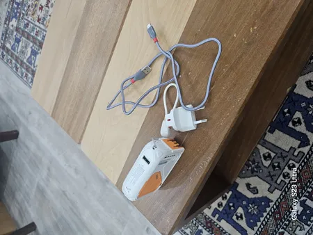 پاوربانک 20 وات هیسکا مدل HP-123PD ظرفیت 10000 میلی آمپر ساعت