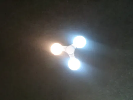 سرپیچ مدل هیرو پاور کد E27-3E27