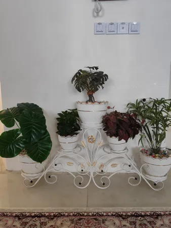 استند گلدان مدل فلوریا