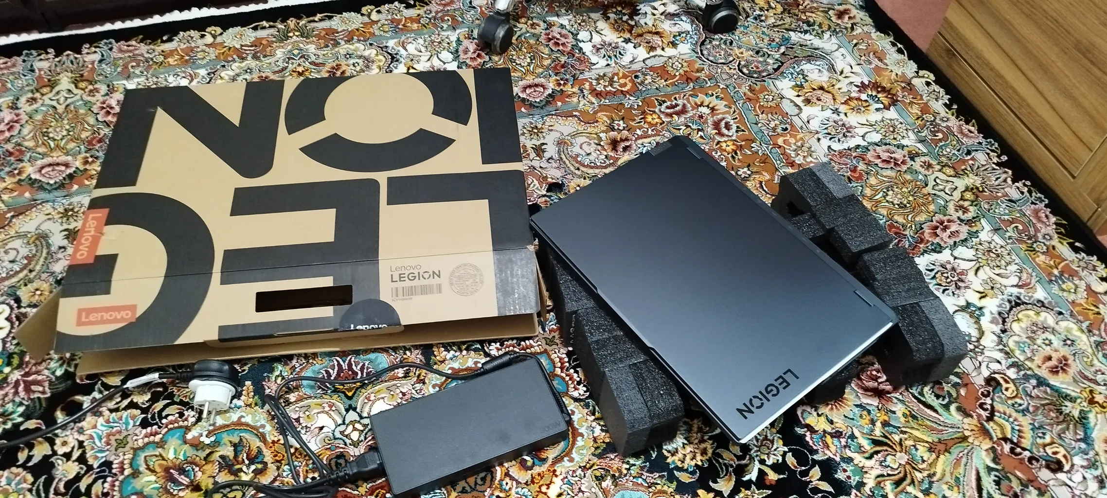 لپ تاپ 16 اینچی لنوو مدل Legion Pro 5 16IRX9-i7 14650HX-16GB DDR5-1TB SSD-RTX4060-QHD 240Hz