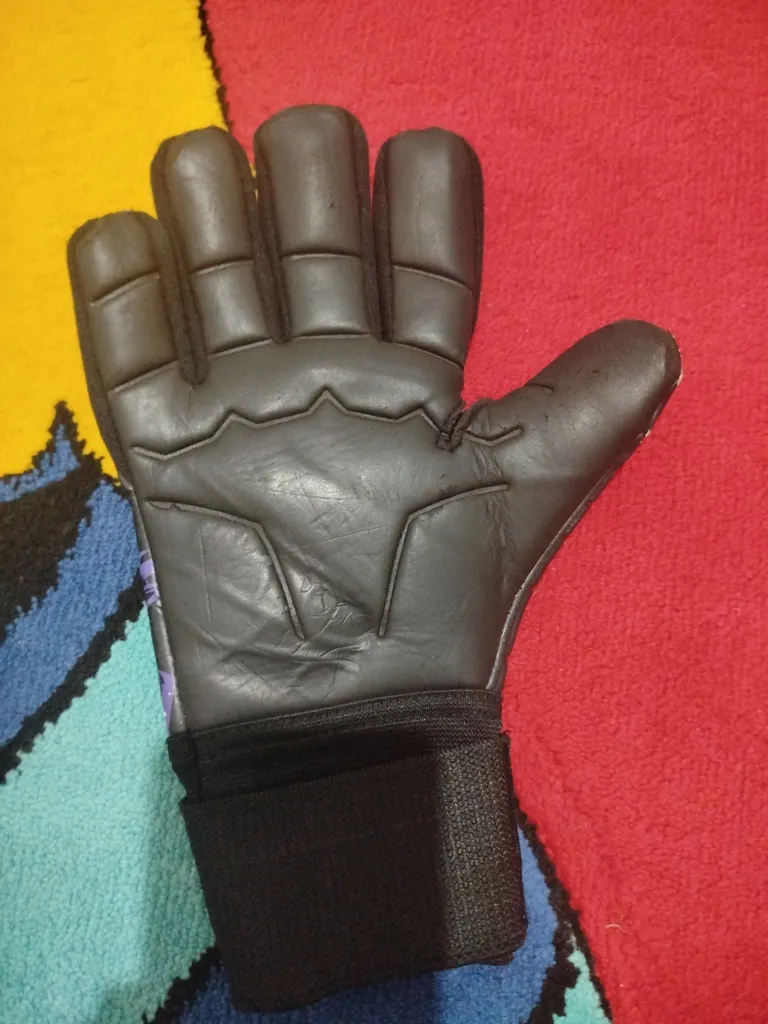 دستکش دروازه بانی پسرانه مدل YOUTH POWER