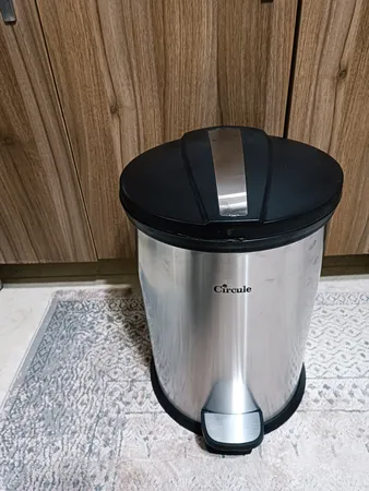 سطل زباله پدالی مدل سرکیول کد L20