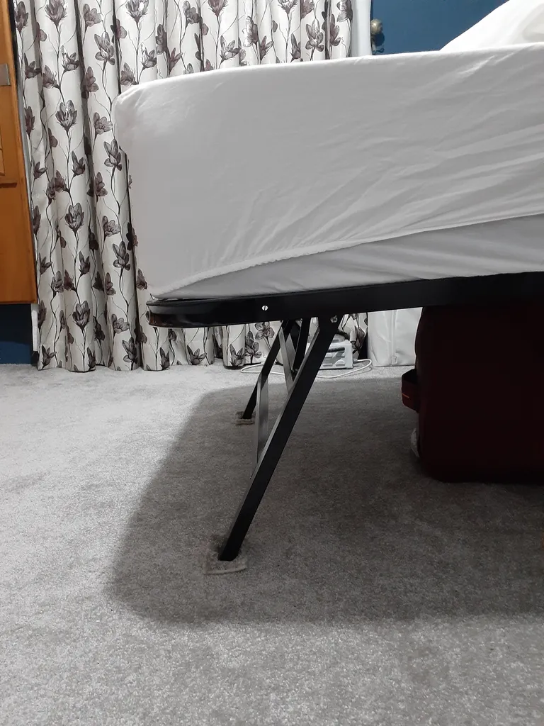 کفی تخت خواب مدل تاشو پایه بلند تکنفره سایز 195×85 سانتی متر