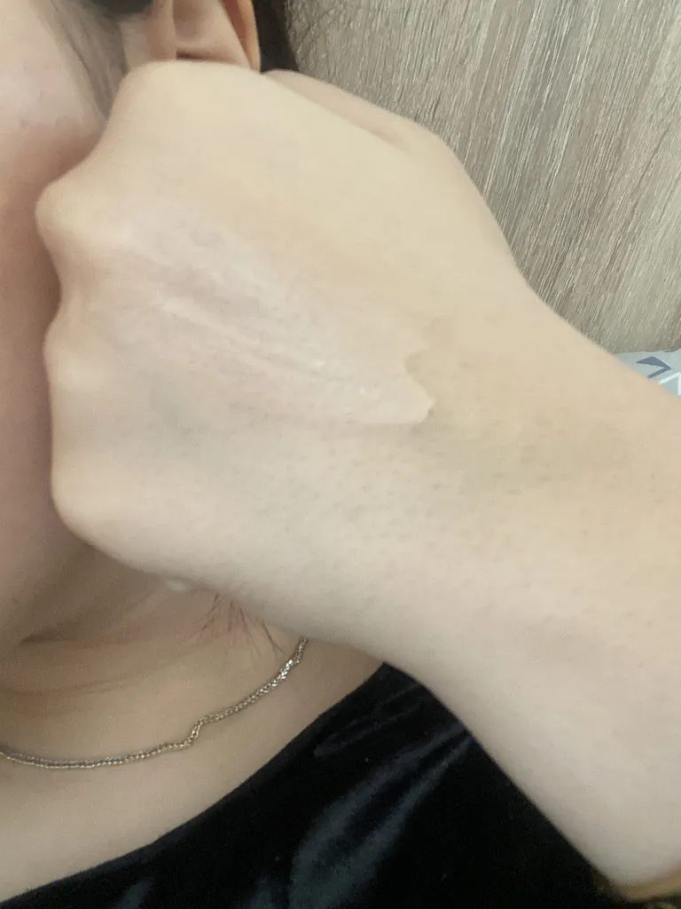 فلوئید ضد آفتاب رنگی مای SPF 50 مدل Smart Defense حاوی محافظ UVA و UVB ‌مناسب انواع پوست حجم 50 میلی‌ لیتر