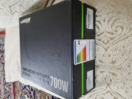 منبع تغذیه کامپیوتر گرین مدل GP700A-GED