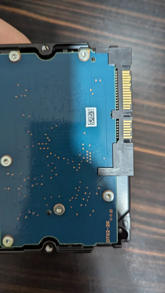 هارددیسک اینترنال توشیبا مدل S300 surveillance ظرفیت 6 ترابایت