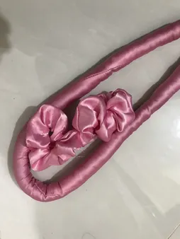 بیگودی مو مدل پرنسس طرح روبان به همراه کش مو بسته 2 عددی