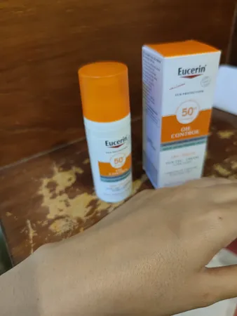 ژل کرم ضد آفتاب اوسرین مدل Dermatological Skincare حجم 50 میلی لیتر