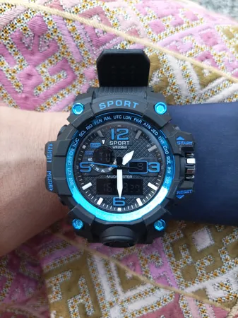 ساعت مچی عقربه ای بچگانه مدل اسپرت دو زمانه