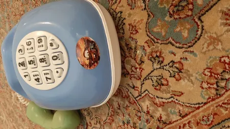 قلک طرح اسباب بازی تلفن و ماشین