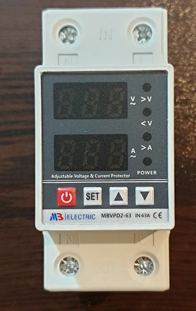 محافظ ولتاژ  ام بی مدل MBVPD2