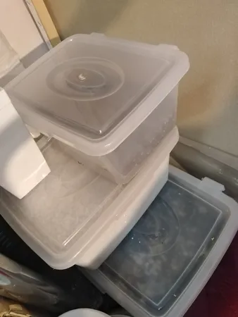 ظرف نان ممتاز پلاستیک مدل 520 ظرفیت 10 لیتری