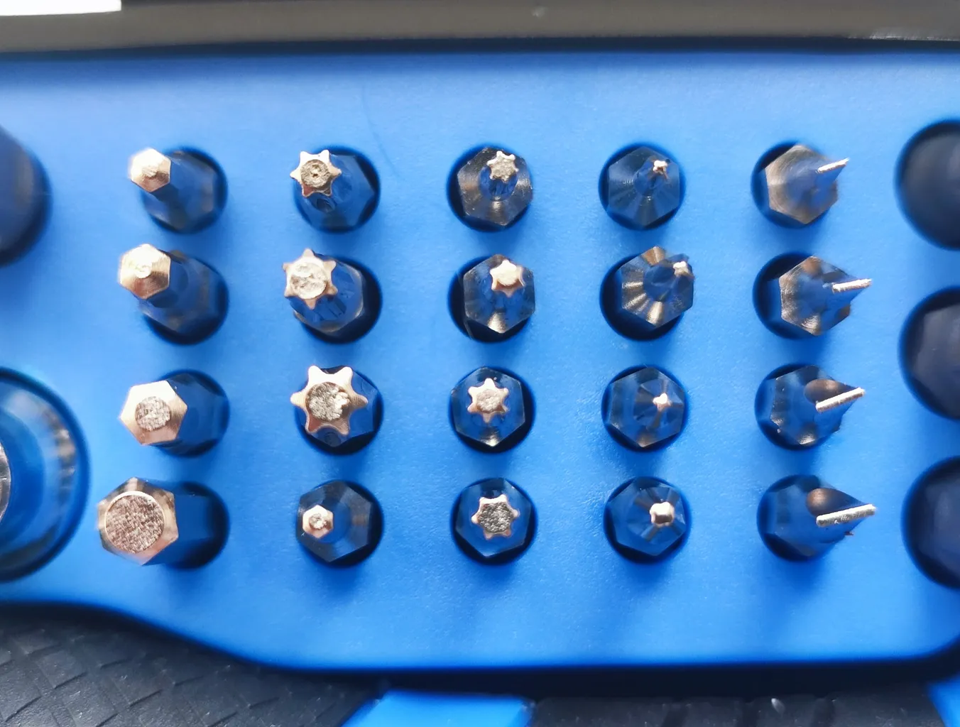 پیچ گوشتی جغجغه ای ساعتی و سری بکس ویوارکس مدل vr5565-sd مجموعه 55 عددی