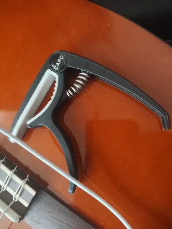 کاپو گیتار مدل Pro