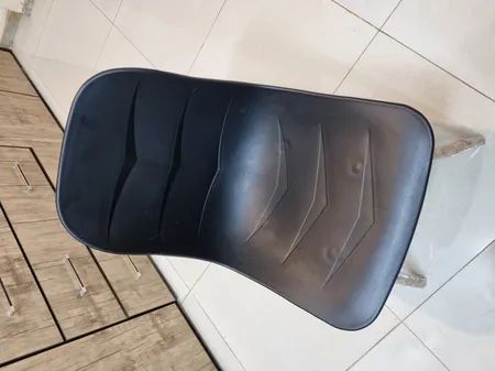 صندلی مدل آریا