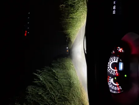 هدلایت لامپ خودرو D9 مدل H4 بسته 2 عددی