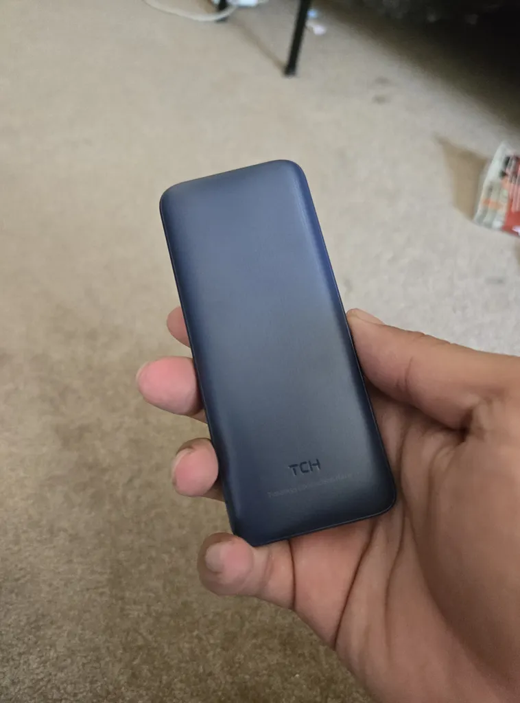 گوشی موبایل تی سی اچ مدل ARC دو سیم‌کارت ظرفیت 4 مگابایت