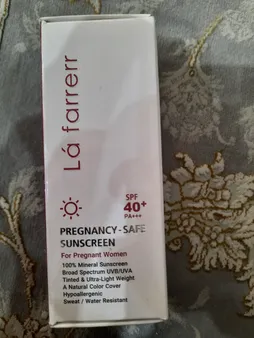 کرم ضد آفتاب رنگی لافارر مناسب دوران بارداری، SPF 40، مدل Pregnant مناسب انواع پوست‌های وزن 40 گرم
