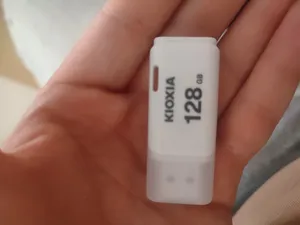 تجریه خرید فلش مموری کیوکسیا مدل U202 ظرفیت 128 گیگابایت با رابط USB 2.0