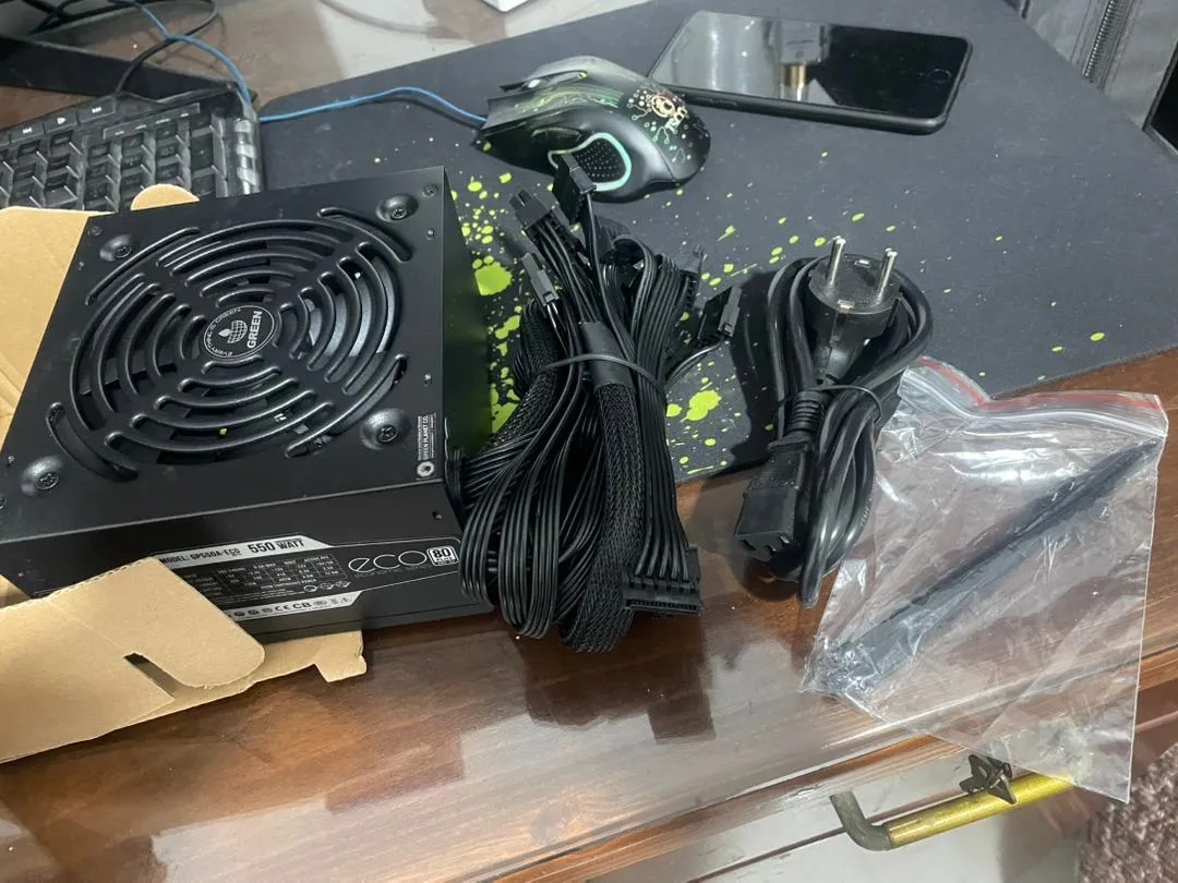 منبع تغذیه کامپیوتر گرین مدل GP550A-ECO Rev3.1