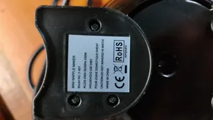 تجریه خرید وافل ساز مینی مدل MKO3