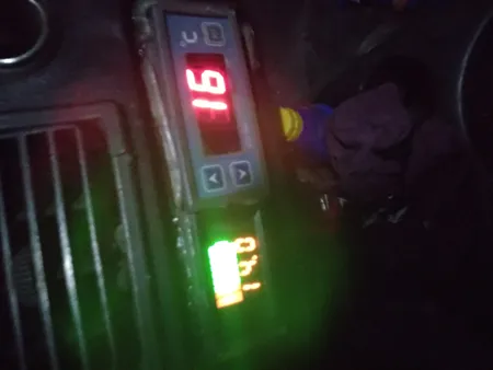 نمایشگر میزان شارژ باطری مدل A001