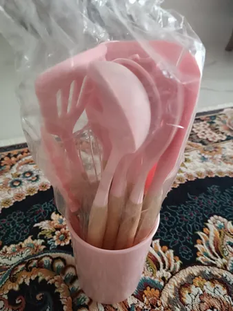 سرویس کفگیر و ملاقه 12 پارچه مدل کیچن ست کد UNT45