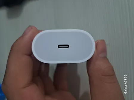 شارژر دیواری 20 وات اپل مدل 20W USB-C