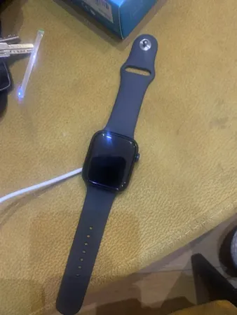 ساعت هوشمند اپل واچ سری 7 مدل 45mm Aluminum Case with Sport silicone Band